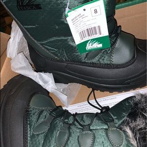 Women’s itasca green snow boots